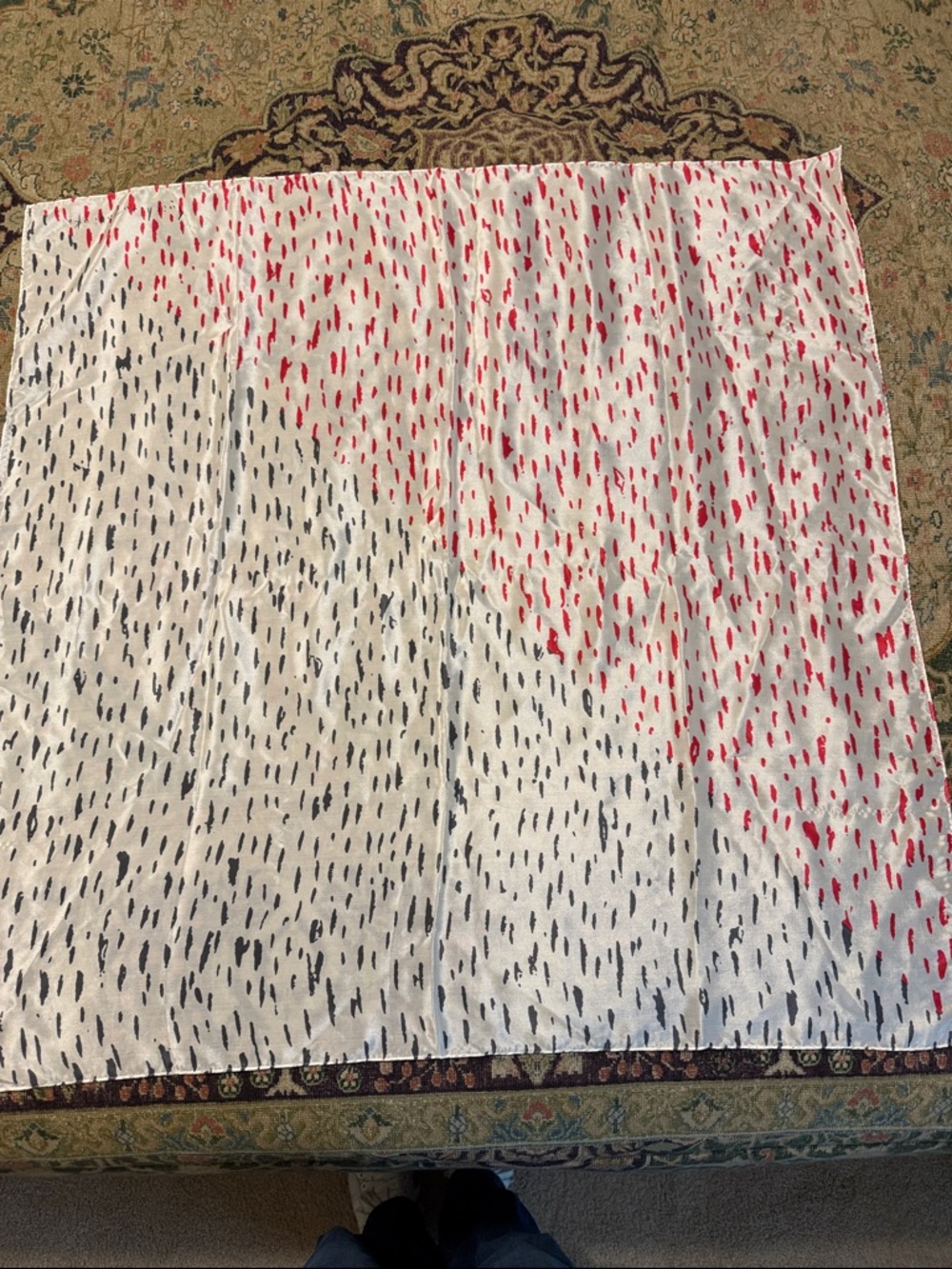 Japanese vintage silk scarf. Signed Suichiyu Tumioka (?). GVC
